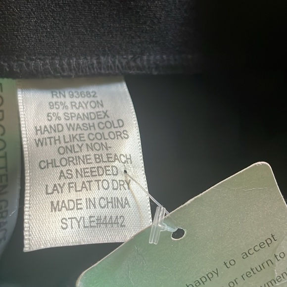 Forgotten Grace pleated skirt XS - Picture 4 of 4